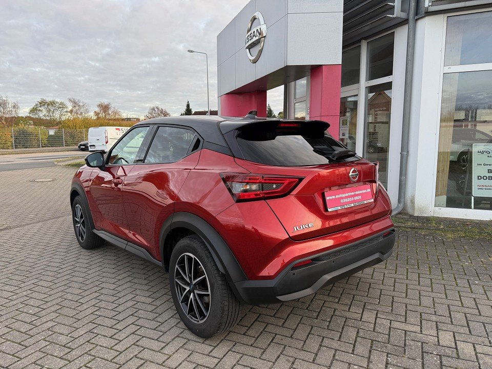 Fahrzeugabbildung Nissan JUKE DIG-T 117PS 6MT N-Connecta NC Winter 2 Farben