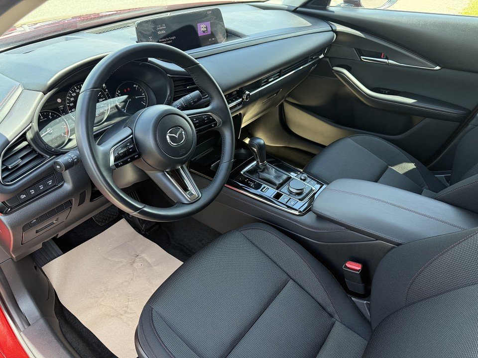 Fahrzeugabbildung Mazda CX-30 2.0L e-SKYACTIV G 150ps 6AT Homura