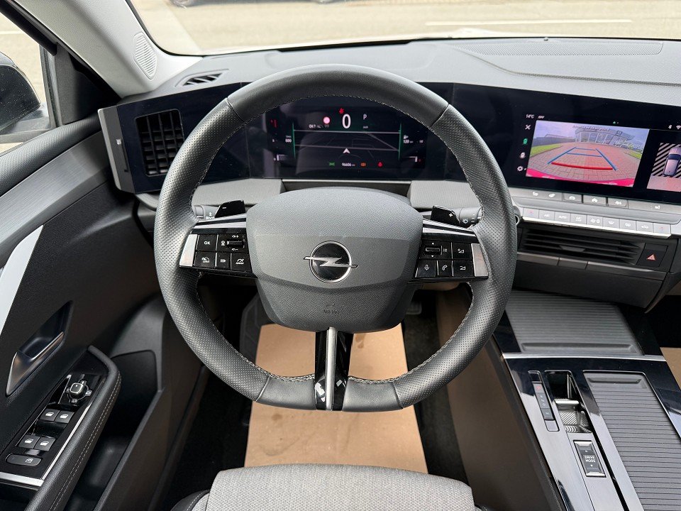 Fahrzeugabbildung Opel Astra Business Elegance