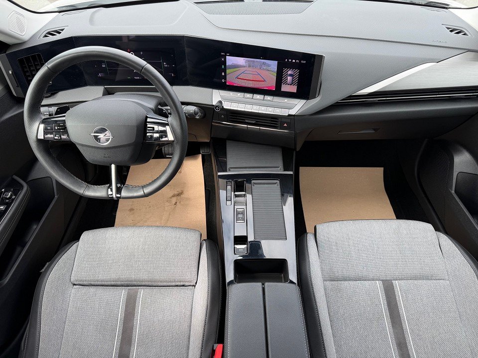 Fahrzeugabbildung Opel Astra Business Elegance