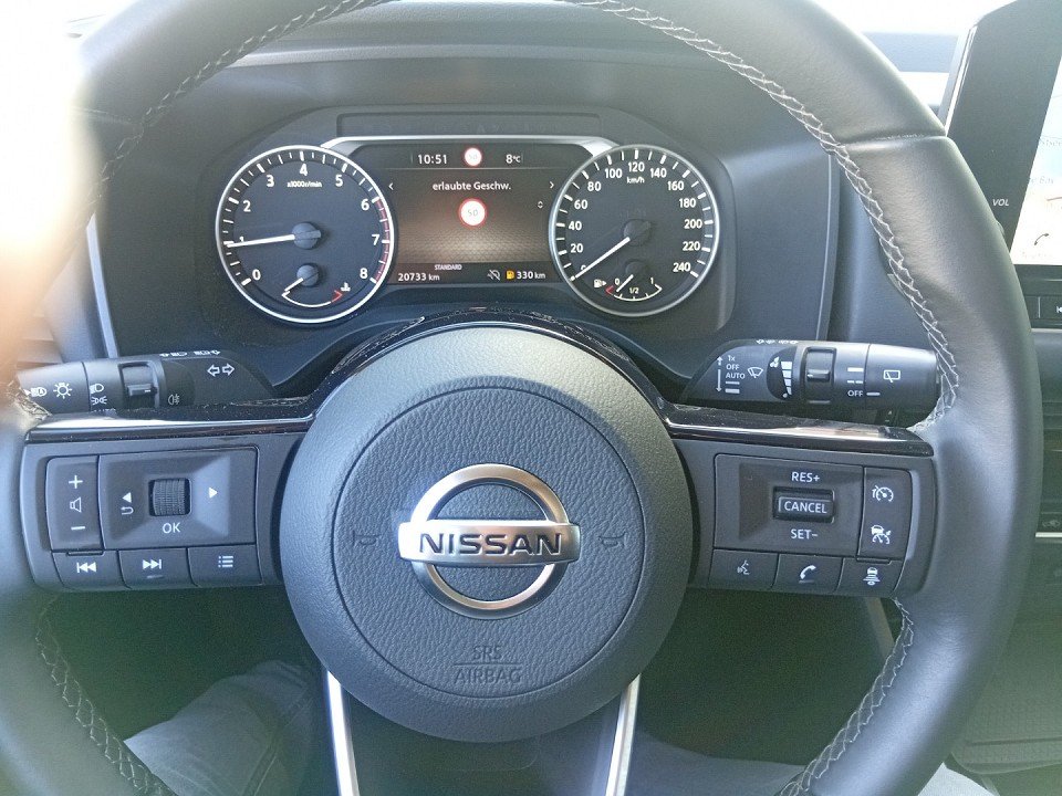 Fahrzeugabbildung Nissan QASHQAI 1.3 DIG-T MHEV 140PS 6MT 4x2 Acenta NC