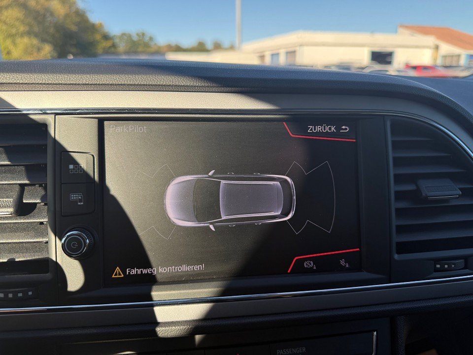 Fahrzeugabbildung SEAT Leon ST 1.0 TSI OPF Style Voll-LED LM PDC