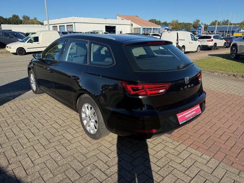 Fahrzeugabbildung SEAT Leon ST 1.0 TSI OPF Style Voll-LED LM PDC