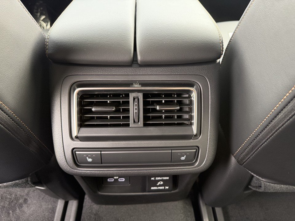 Fahrzeugabbildung Mazda CX-60 2.5L e-SKYACTIV PHEV 327ps AWD Homura COSO
