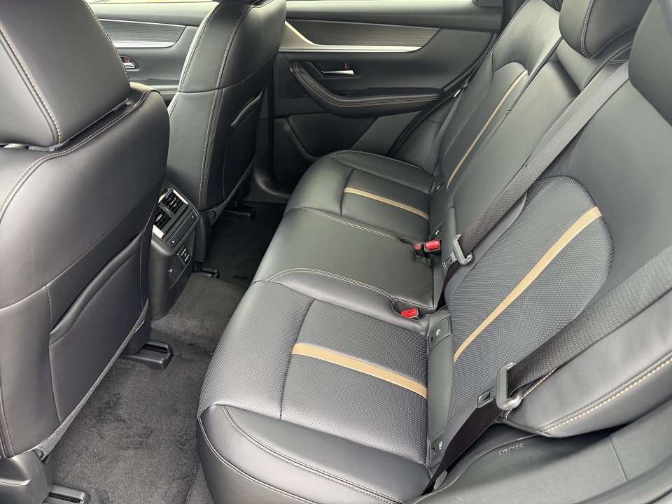 Fahrzeugabbildung Mazda CX-60 2.5L e-SKYACTIV PHEV 327ps AWD Homura COSO