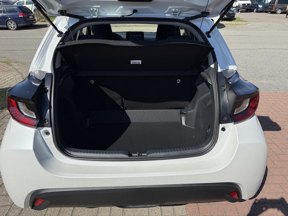 Fahrzeugabbildung Mazda 2 Hybrid 1.5L Hybrid VVT-i 116 Centre-Line