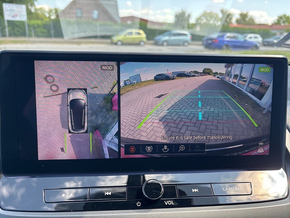 Fahrzeugabbildung Nissan QASHQAI MY24 1.3 DIG-T MHEV Xtronic N-Connecta Winter Komfort PGD