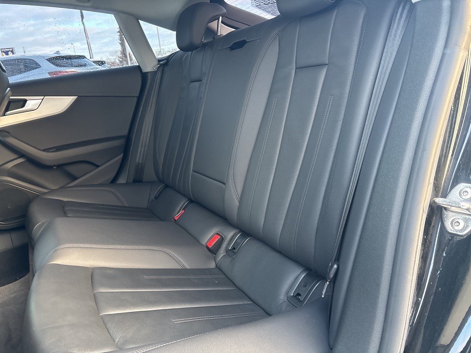 Fahrzeugabbildung Audi A5 Sportback 40 TDI basis