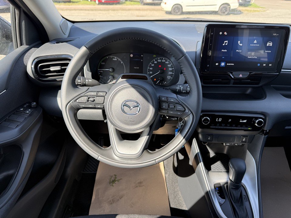 Fahrzeugabbildung Mazda 2 Hybrid 1.5L Hybrid VVT-i 116 Centre-Line