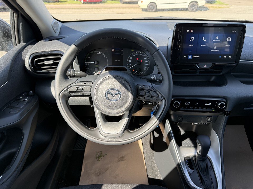 Fahrzeugabbildung Mazda 2 Hybrid 1.5L Hybrid VVT-i 116 Centre-Line