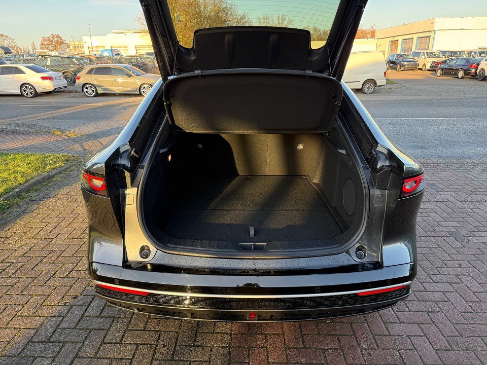 Fahrzeugabbildung Mazda 6e EV 258ps 1AT RWD Takumi