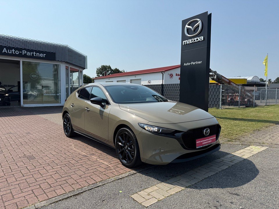 Mazda 3 2.5L e-SKYACTIV G 140ps 6AT Homura