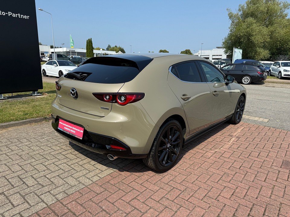 Fahrzeugabbildung Mazda 3 2.5L e-SKYACTIV G 140ps 6AT Homura