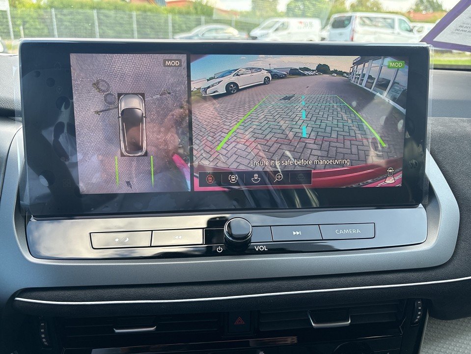 Fahrzeugabbildung Nissan QASHQAI 1.3 DIG-T MHEV 158PS Xtronic N-Design Komfort plus