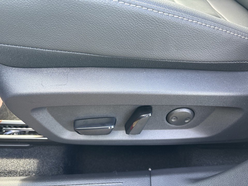 Fahrzeugabbildung Nissan QASHQAI 1.3 DIG-T MHEV 158PS Xtronic N-Design Komfort plus