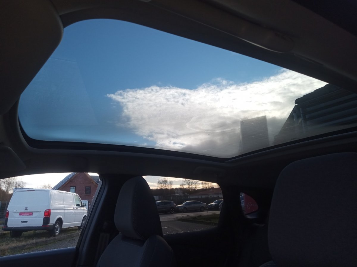 Fahrzeugabbildung Nissan QASHQAI MY24 1.5 VC-T e-POWER N-Connecta Winter Komfort PGD