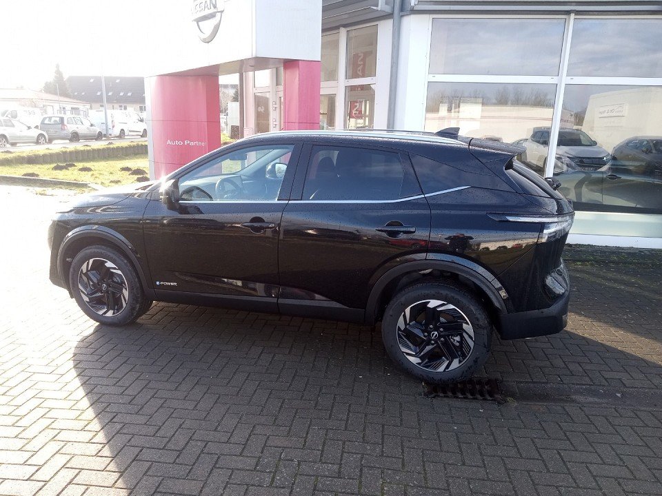 Fahrzeugabbildung Nissan QASHQAI MY24 1.5 VC-T e-POWER N-Connecta Winter Komfort PGD