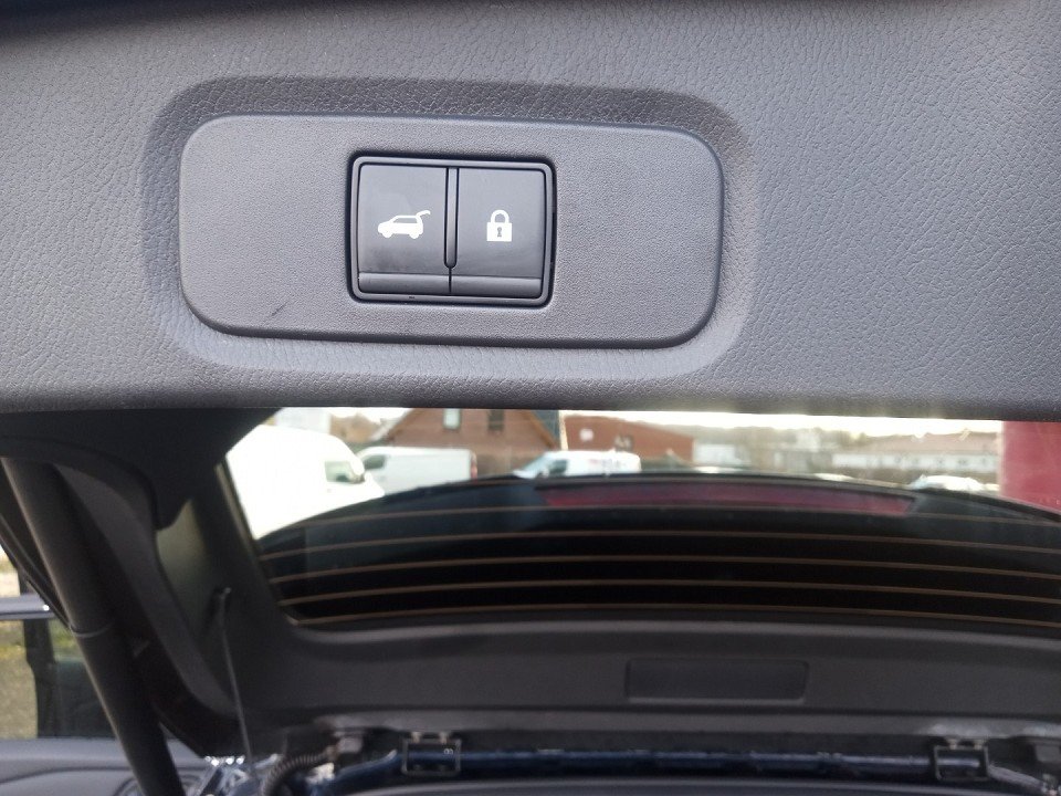 Fahrzeugabbildung Nissan QASHQAI MY24 1.5 VC-T e-POWER N-Connecta Winter Komfort PGD