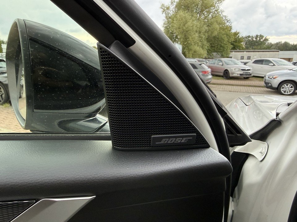 Fahrzeugabbildung Mazda CX-60 2.5L e-Skyactiv PHEV HOMURA CON-P DRI-P COM-P PAN-P AHK