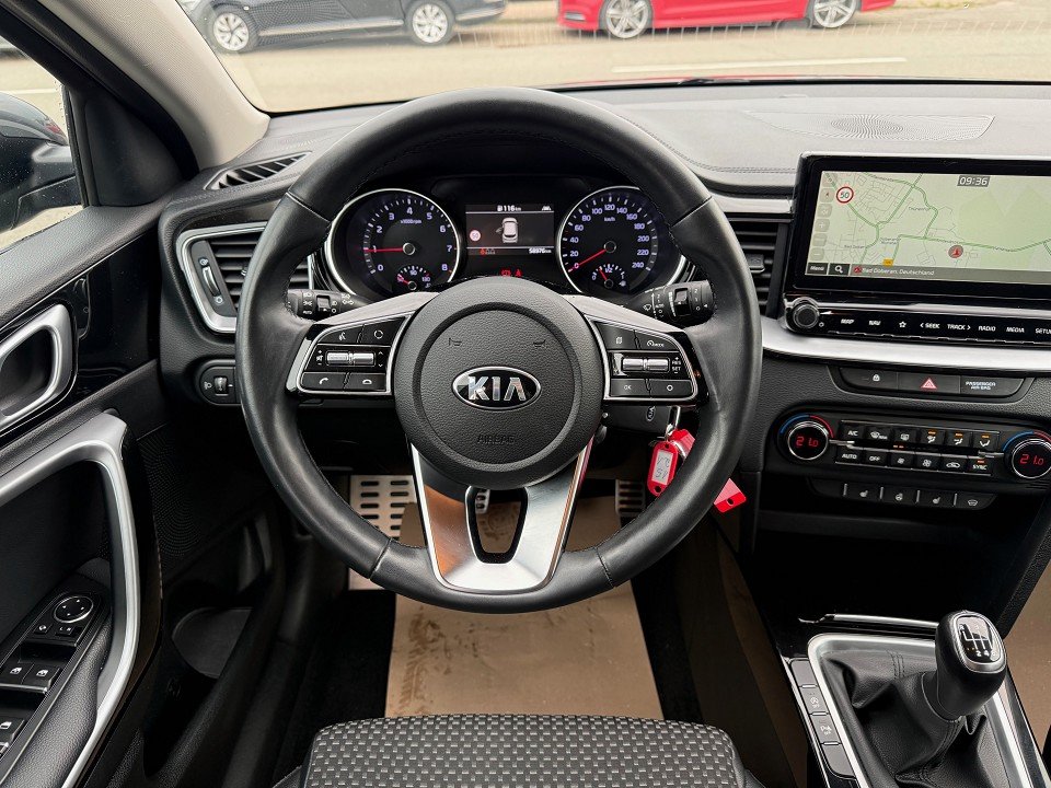 Fahrzeugabbildung Kia Ceed Sportswagon Platinum Edition