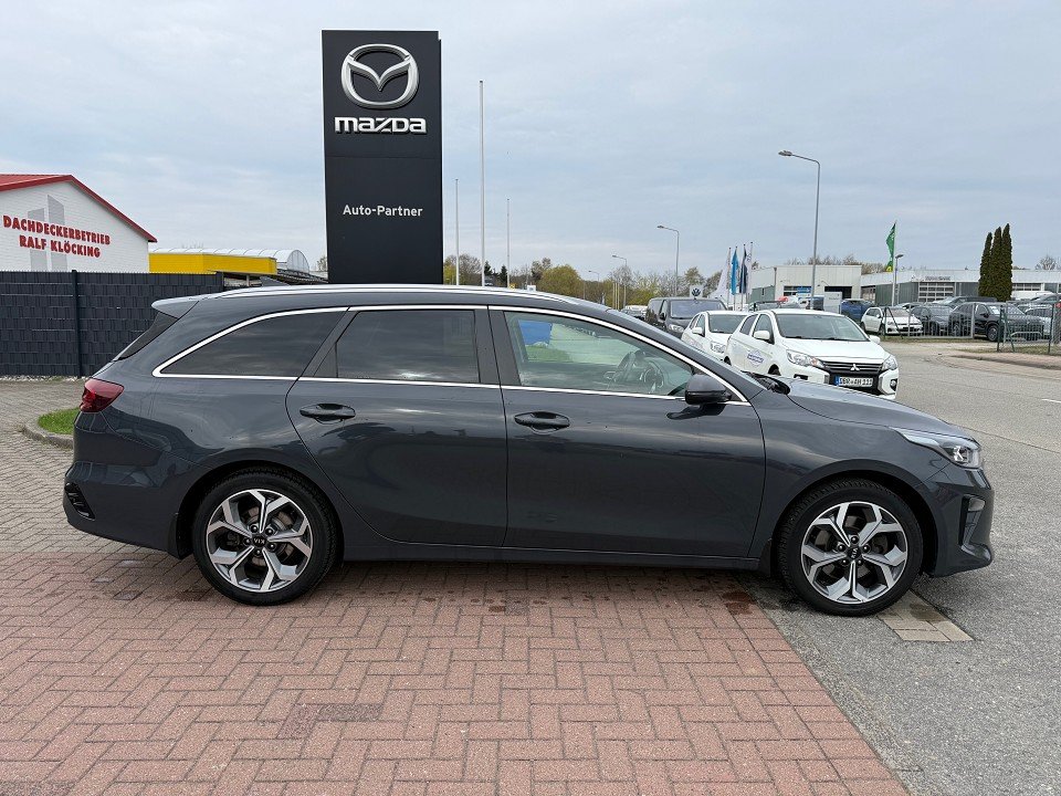 Fahrzeugabbildung Kia Ceed Sportswagon Platinum Edition