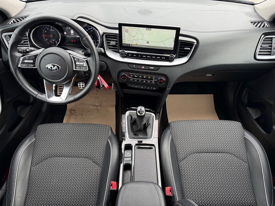 Fahrzeugabbildung Kia Ceed Sportswagon Platinum Edition