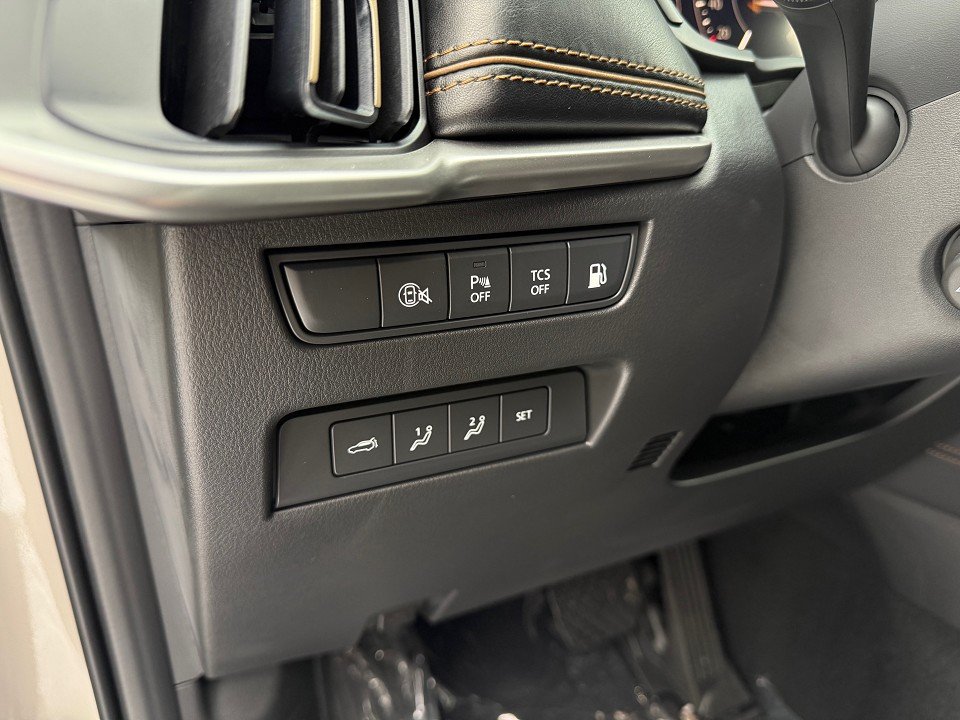 Fahrzeugabbildung Mazda CX-60 2025 2.5L e-SKYACTIV PHEV 327ps Homura COSO