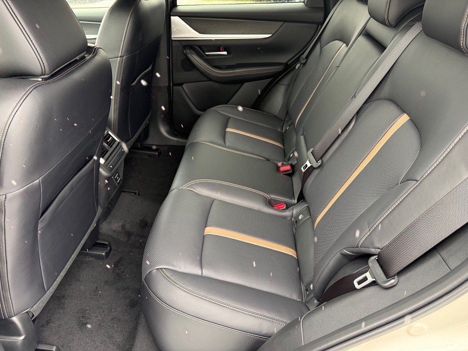 Fahrzeugabbildung Mazda CX-60 2025 2.5L e-SKYACTIV PHEV 327ps Homura COSO