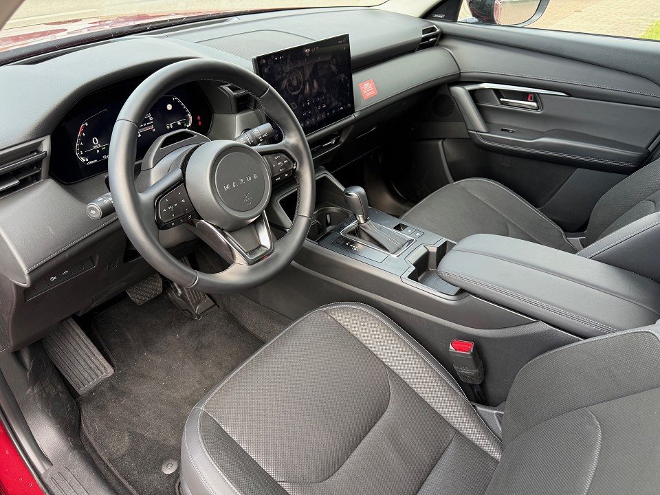 Fahrzeugabbildung Mazda CX-5 2.5L e-SKYACTIV G 141ps 6AT FWD Exclusive-Line
