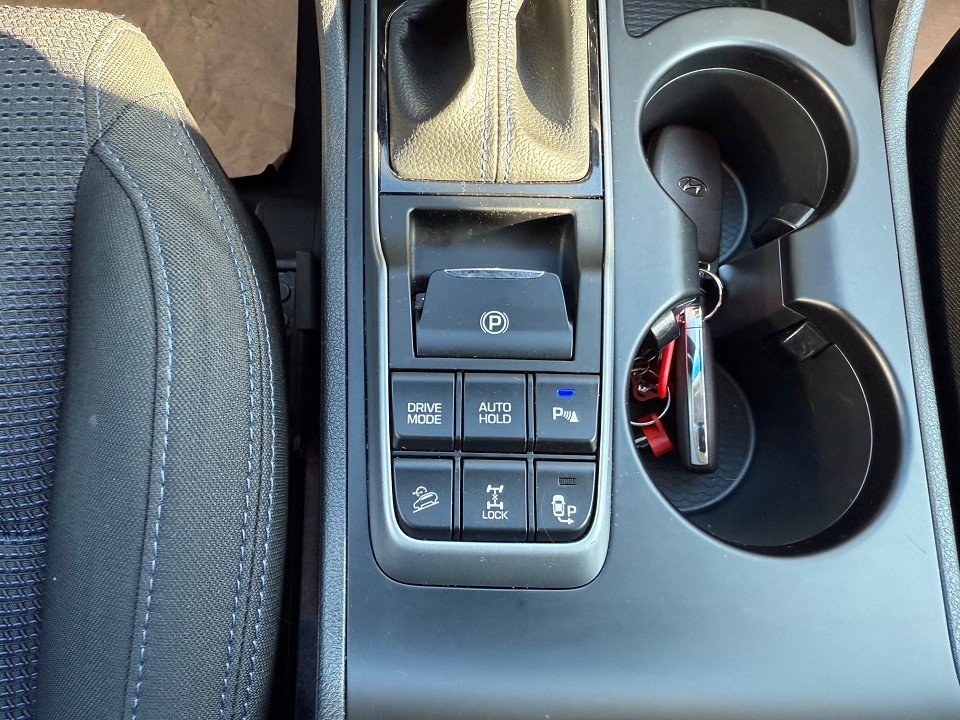 Fahrzeugabbildung Hyundai Tucson 2.0 CRDi DPF Premium 4WD