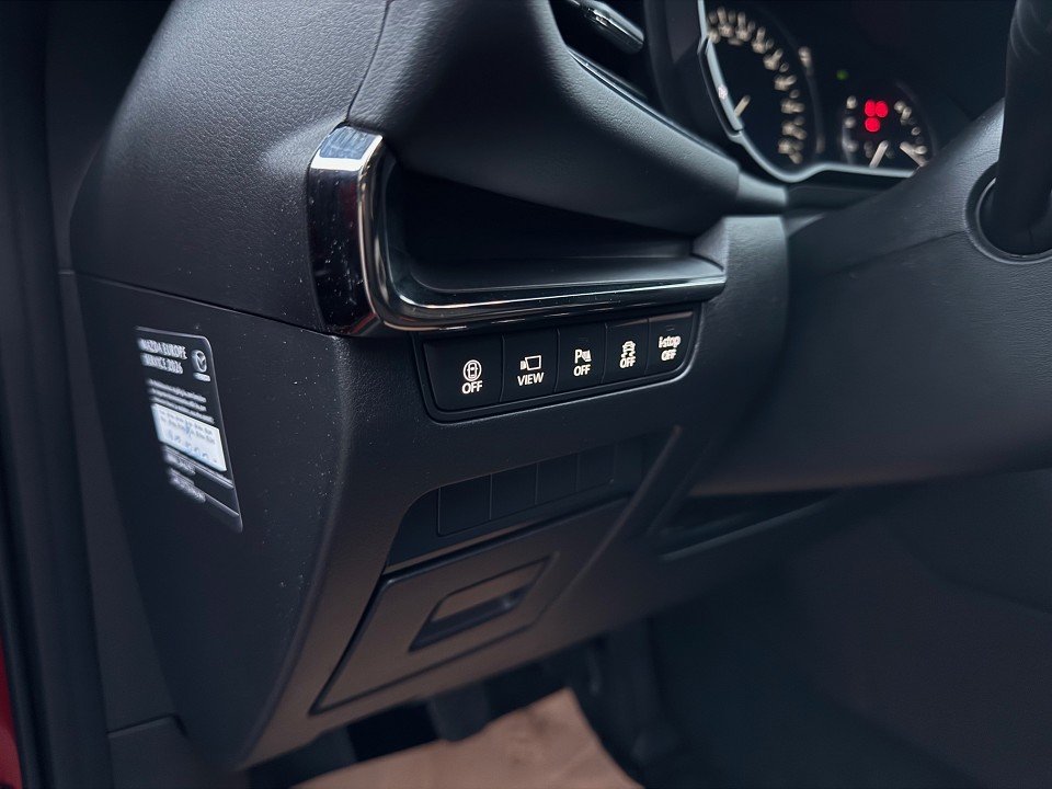 Fahrzeugabbildung Mazda 3 SKYACTIV-G 2.0 150PS 6GS AL-SELECTION DES-P PRE-P