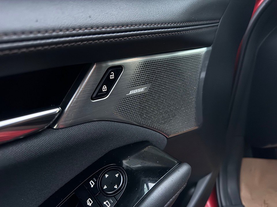 Fahrzeugabbildung Mazda 3 SKYACTIV-G 2.0 150PS 6GS AL-SELECTION DES-P PRE-P