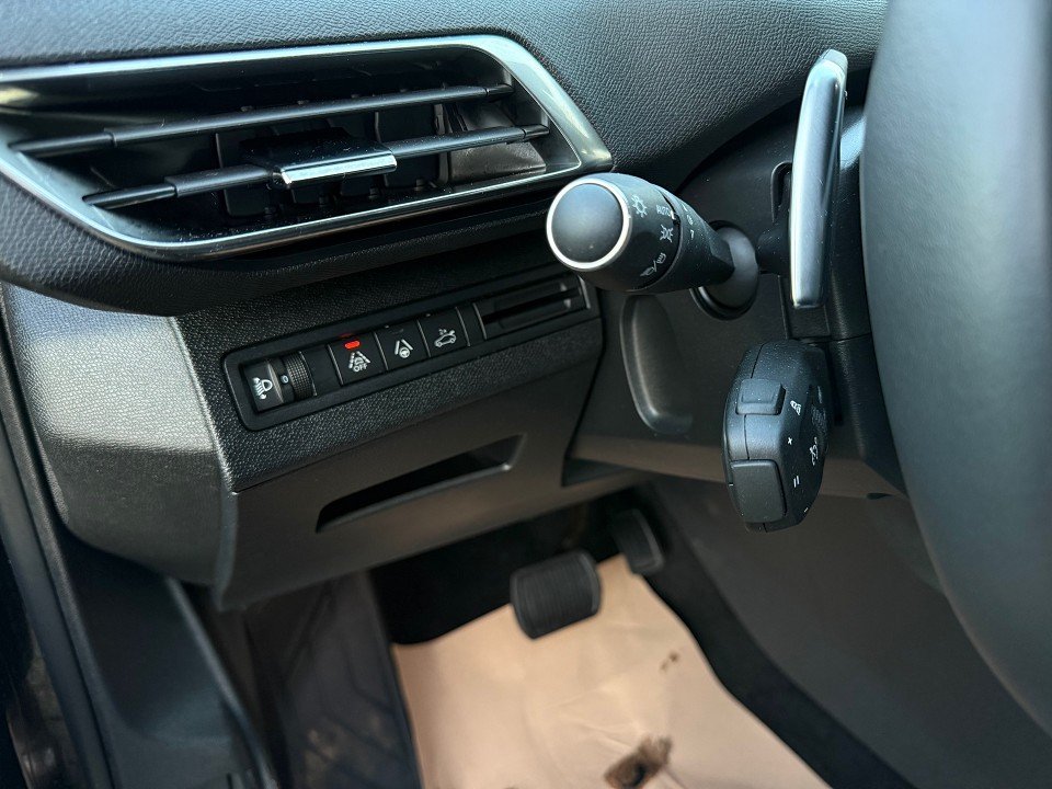 Fahrzeugabbildung Peugeot 3008 1.2 PureTech 130 Allure Pack