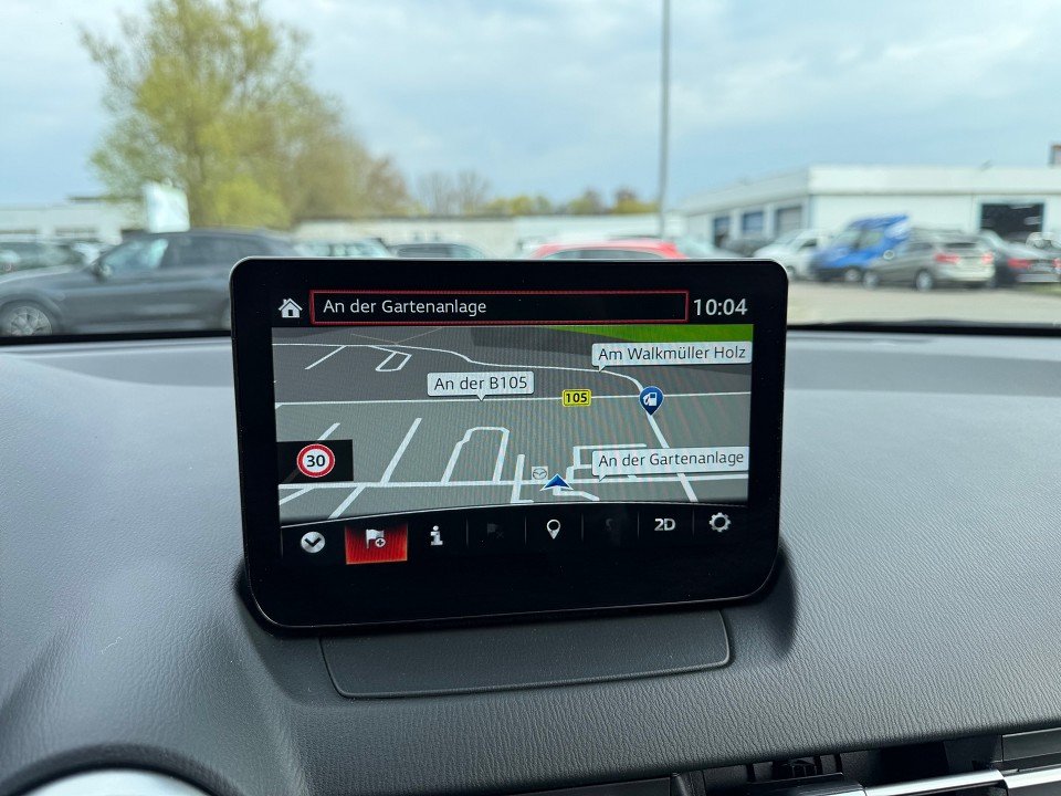 Fahrzeugabbildung Mazda 2 SKYACTIV-G 90 HOMURA NAV ohne BSM / RCTA