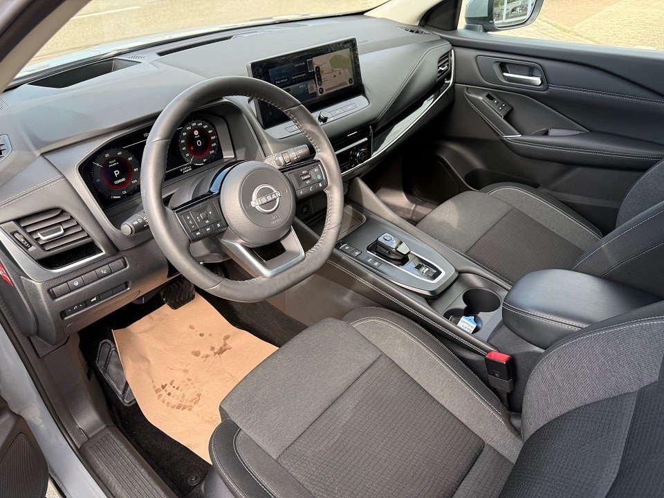 Fahrzeugabbildung Nissan QASHQAI 1.5 VC-T e-Power N-CONNECTA WINTER BUSINESS TECH