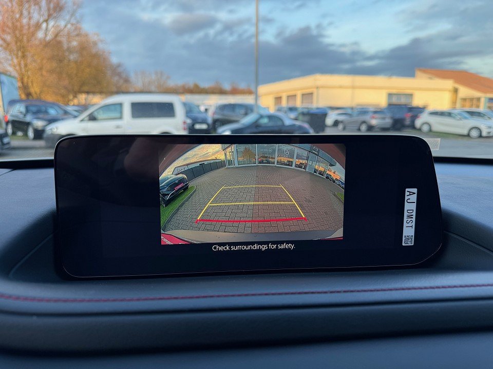 Fahrzeugabbildung Mazda CX-30 2.5L e-SKYACTIV G 140ps 6AT Homura