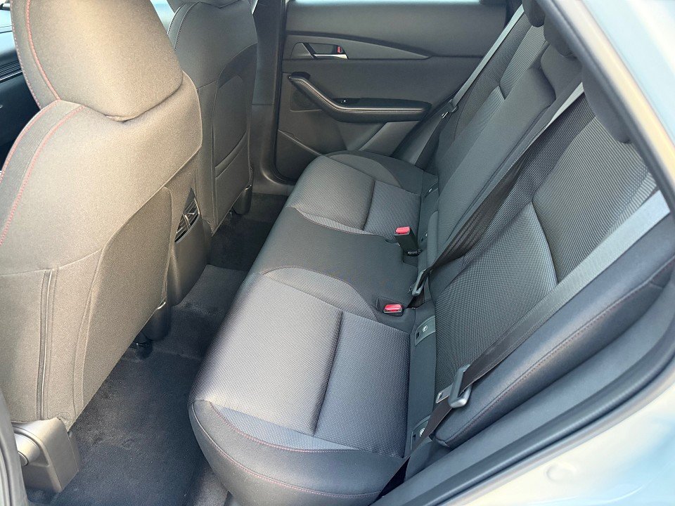 Fahrzeugabbildung Mazda CX-30 2.5L e-SKYACTIV G 140ps 6AT Homura