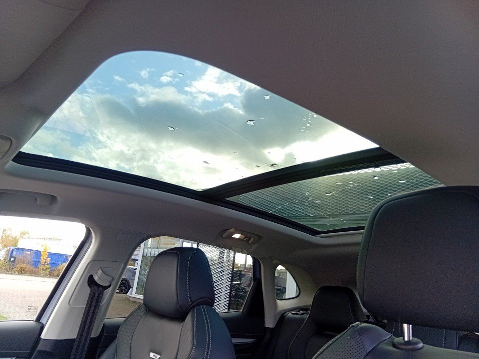 Fahrzeugabbildung MG Marvel R Performance