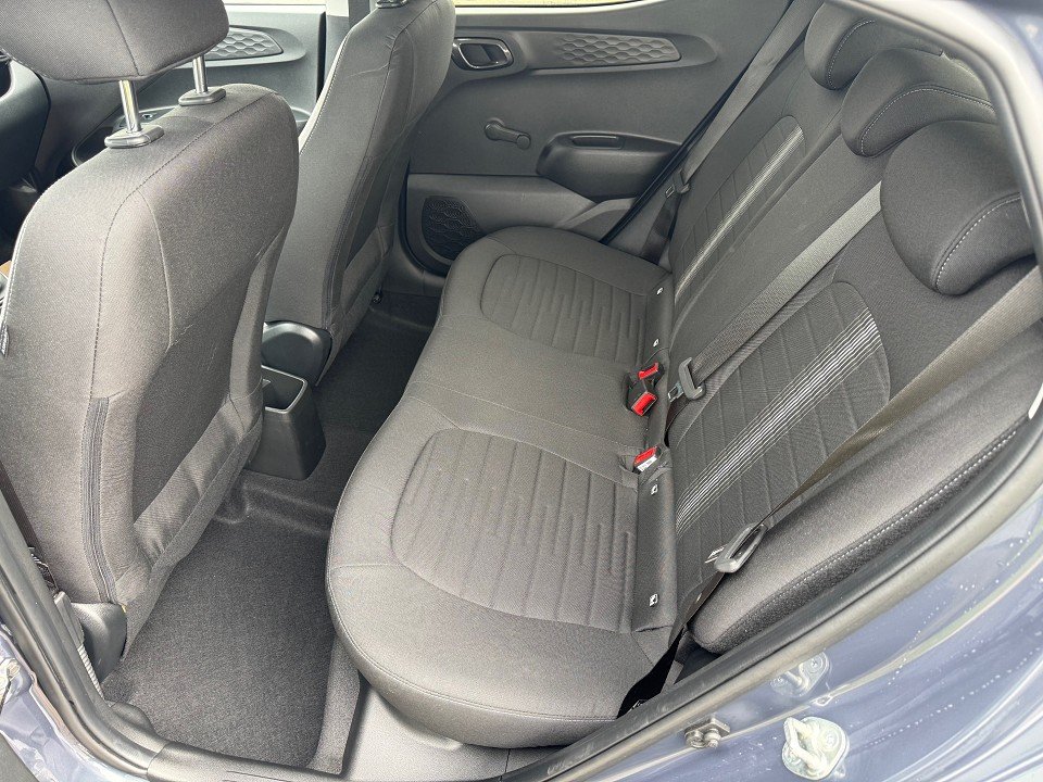 Fahrzeugabbildung Hyundai i10 Connect & Go