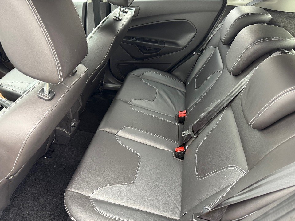 Fahrzeugabbildung Ford Fiesta 1.0 EcoBoost Titanium