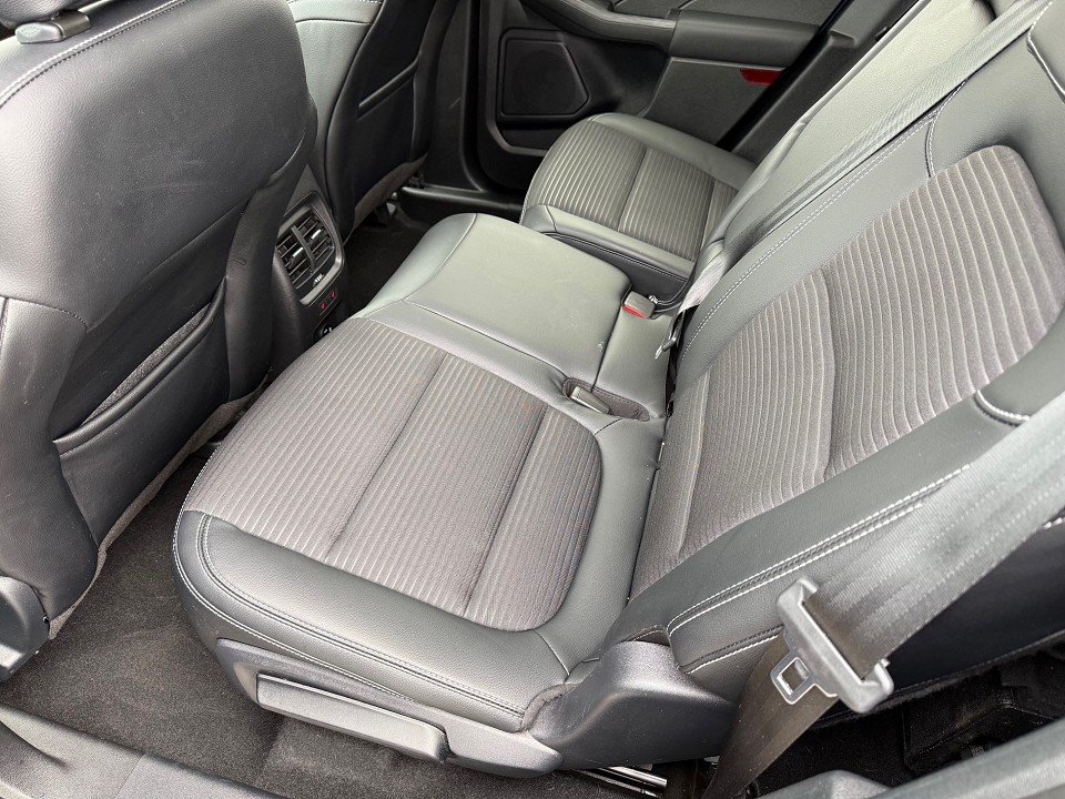 Fahrzeugabbildung Ford Kuga Hybrid Titanium X