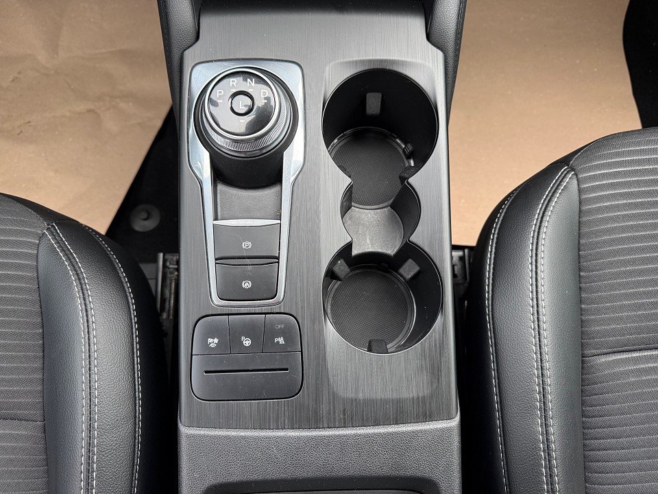 Fahrzeugabbildung Ford Kuga Hybrid Titanium X