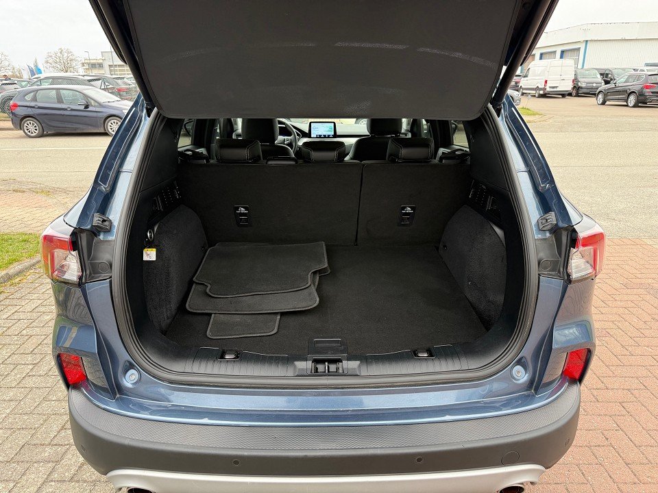Fahrzeugabbildung Ford Kuga Hybrid Titanium X