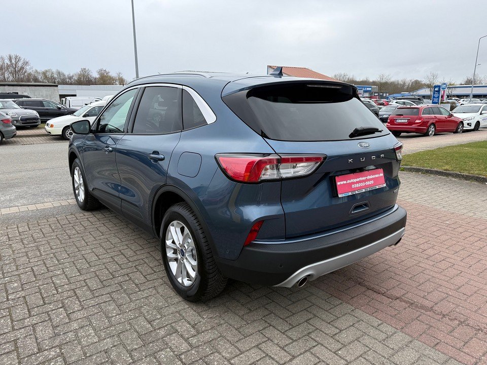 Fahrzeugabbildung Ford Kuga Hybrid Titanium X