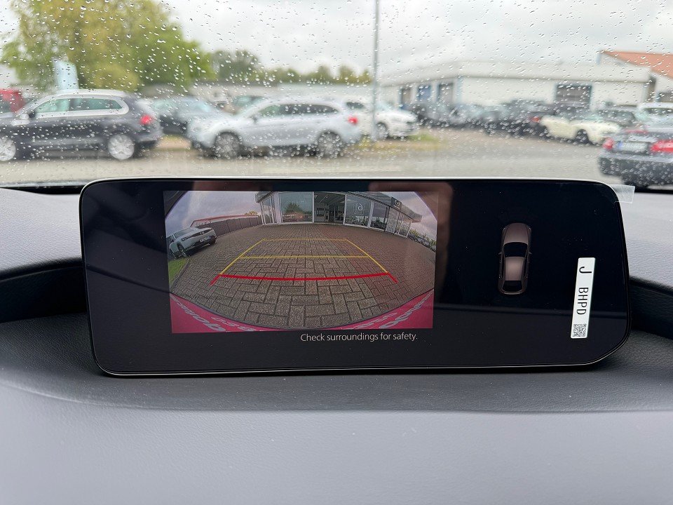 Fahrzeugabbildung Mazda 3 2.5L e-SKYACTIV G 140ps 6MT Homura