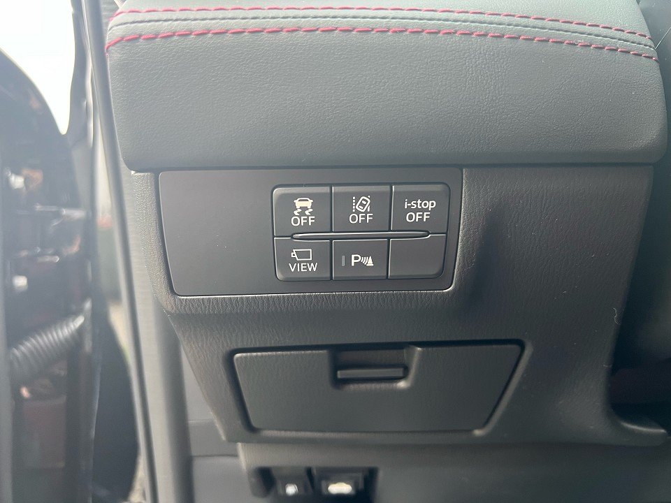 Fahrzeugabbildung Mazda 6 2.5L SKYACTIV G 194ps 6AT HOMURA SUNR