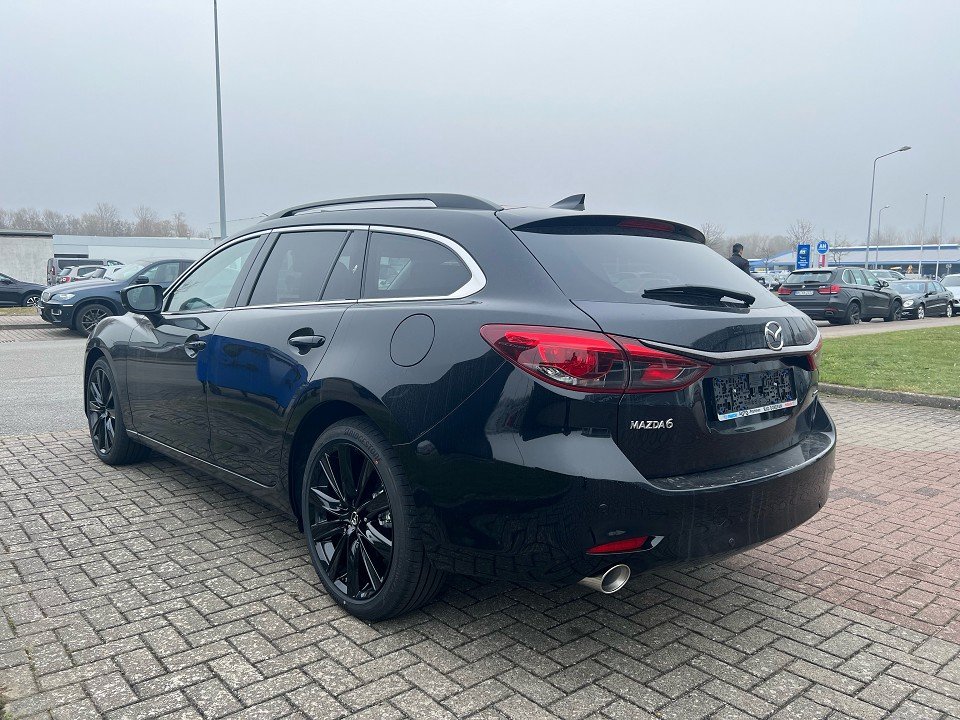 Fahrzeugabbildung Mazda 6 2.5L SKYACTIV G 194ps 6AT HOMURA SUNR