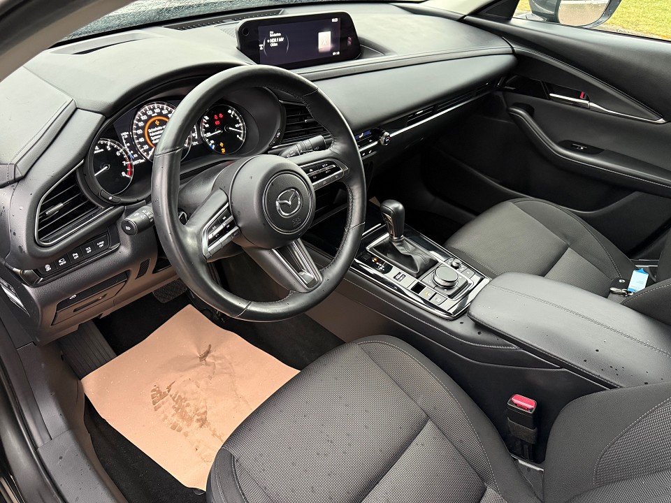 Fahrzeugabbildung Mazda CX-30 SKYACTIV-G 2.0 150PS 6AG SELECTION A18 DES-P PRE-P