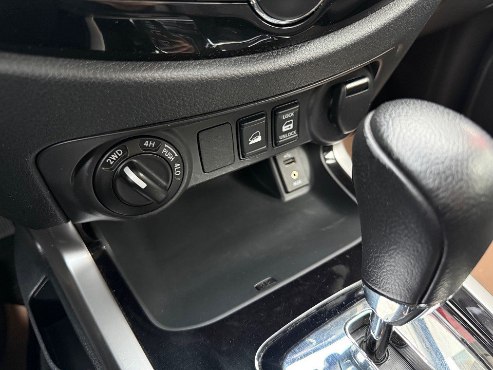 Fahrzeugabbildung Nissan Navara Tekna Double Cab 4x4