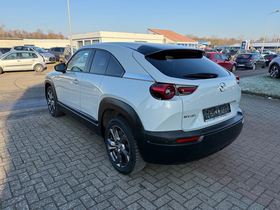 Fahrzeugabbildung Mazda MX-30 e-SKYACTIV 145PS FEI-P